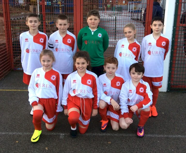 ear 5 and 6 football team in the St Helens Schools League.